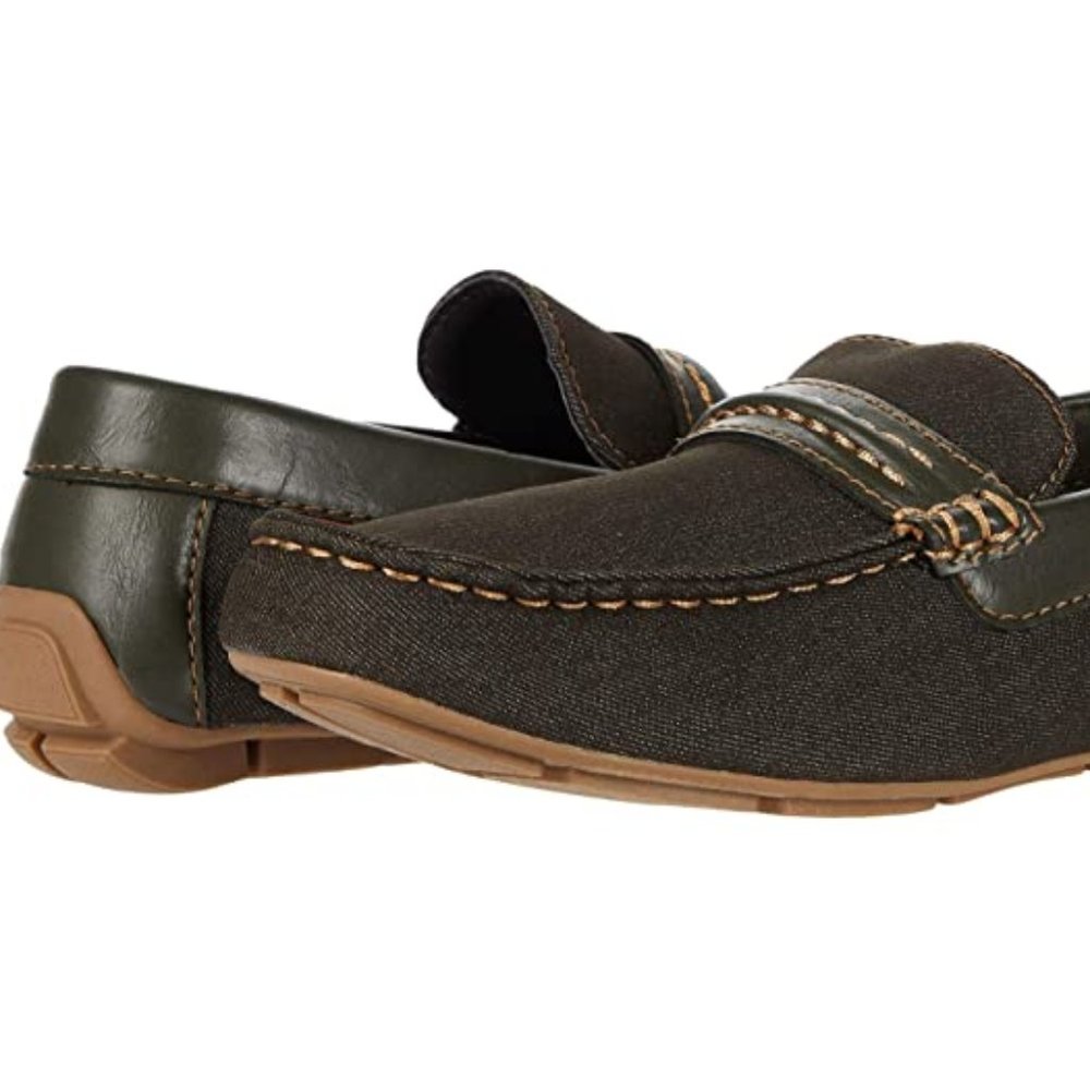 ๐HP๐Levi'sยฎ Shoes - Picture 1 of 2